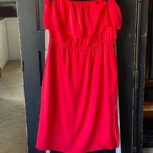 Strapless in Red